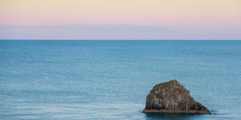 从《艾尔登法环》到《塞尔达传说》：开放世界设计理念的演变与玩家社区（YYB JGS）的深度解析
